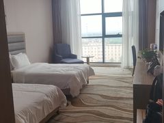 -兴芮温泉度假区