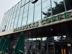 -星巴克(南宁民歌湖店)