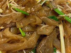 干炒牛河-香港新发烧腊茶餐厅(万象店)