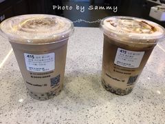 大红袍寒天牛乳茶-瑞幸咖啡(丰盛町店)