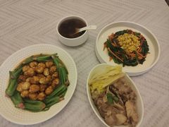 -爱月宝月嫂·育儿嫂(哈尔滨总店)