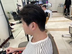 -Hello Lady发型设计