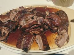 -八府香鸭·啫啫煲(华山路店)