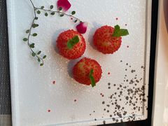 -江上荟·创意中国菜(绿地缤纷城店)