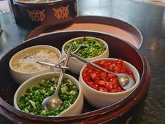 二层十味调料格-行家海鲜火锅酒家(静安寺店)