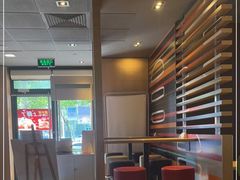 -麦当劳(南京路2店)