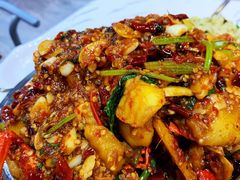 -凤凰路何眼镜香辣蟹(花果园店)