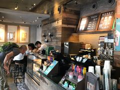 -星巴克(武康路店)
