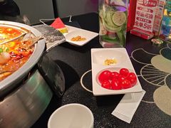-辣尚瘾·烤鱼·新川菜(牡丹园直营店)