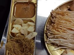 -胡悦里韩式烤肉(芝罘万达广场店)