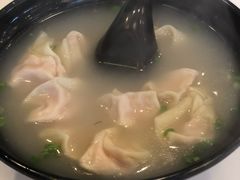 小馄饨-王家沙点心店(西康路店)