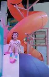 -动力星球家庭亲子游乐中心