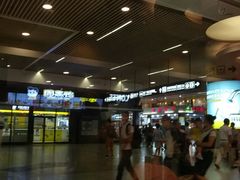 大堂-肯德基(北京南站店)