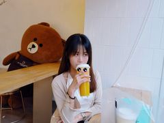-顶东面包花园·生日蛋糕(世博店)
