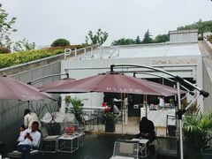 -UNI UNI(环亚凯瑟琳店)