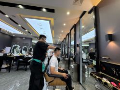 -藤野造型烫染·漂发