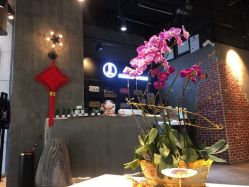 -Kraemer Paris  苏豪路易士·嘉玛发廊