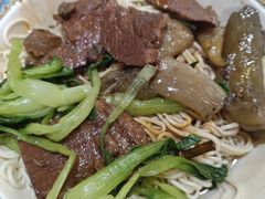 -金杨拉面王小吃面馆·牛三宝面·红烧牛肉粉