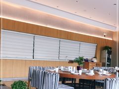 -赶海部落海鲜城(海阳路店)