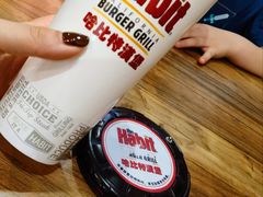 -The Habit Burger Grill 哈比特汉堡(世博店)