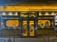 -席娜卡琳火车铁道夜市