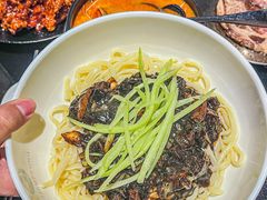 -军硕烤肉·部队火锅(二七万达店)