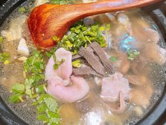 -谢老五跷脚牛肉·非遗传承店