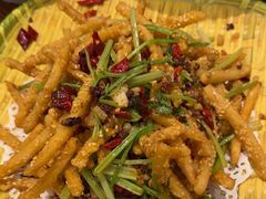 -黄泥岗·地道湖北菜(奥特莱斯店)