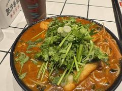 -肥汁米蘭香港米线(长宁来福士店)