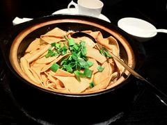 红汤捞千张-老海陵·泰州菜(三水湾店)
