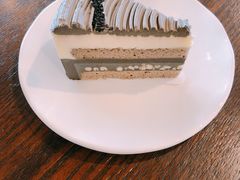 芝麻生巧节节高升蛋糕-星巴克臻选(盐城金鹰聚龙湖店)