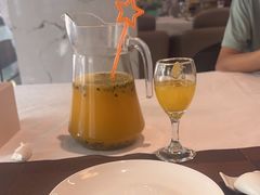 -胡记饭店(保工街店)