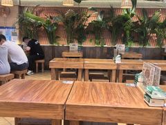 -云阿蛮云南生烫牛肉米线(奉贤路店)