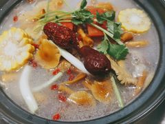 -九寨沟特色牦牛肉汤锅