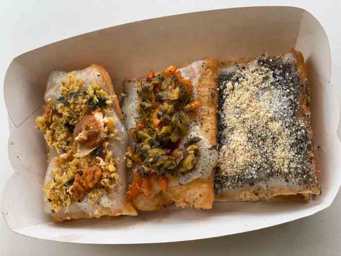 小弄堂饭团(食宝街一期店)-"用的是雪糯米,非常扎实的饭团,香糯可口,.