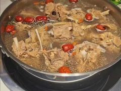 清汤羊蝎子锅-珅小馆羊蝎子火锅(行署国际广场店)