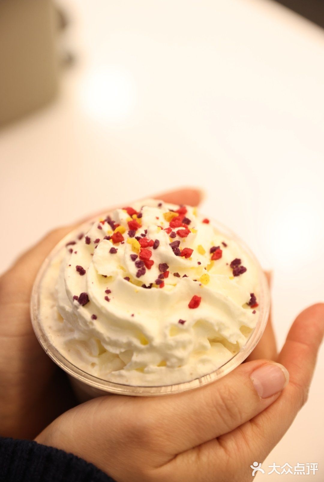 小时候的快乐又回来啦[糖果]来杯娃哈哈奶茶超快乐