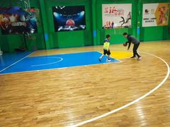 -健龙森俱乐部·游泳·健身·羽毛球综合体育馆