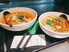 -蒙自源米线大王(东站店)