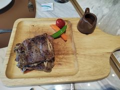 -窗外西餐厅(普罗理想国店)
