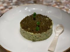 卡露伽鱼子酱鳕鱼饼-临江宴(陆家嘴店)