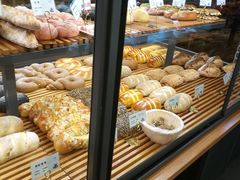 -焙丽拾光(麦凯乐直营店)
