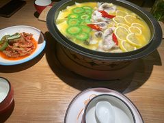 -山城外·非遗酸菜鱼(蜀都万达店)