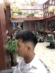 -尼特斯男士发型馆