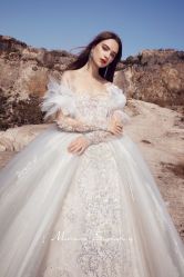 -Renee芮亦婚纱(原丽莎)