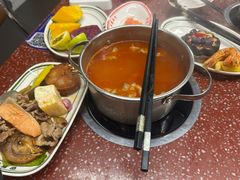 -四囍码头海鲜烧烤自助火锅(外滩南京东路悦荟广场店)
