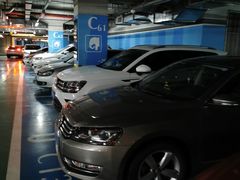 -罗森尼娜(德思勤店)
