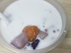 芋圆椰汁西米露-合德记顺德双皮奶(江南西店)