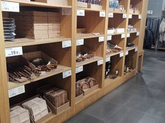 -鹿岛生活(熙地港店)
