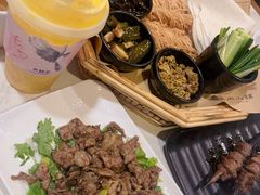 -丁里羊肉小镇(天鹅湖总店)